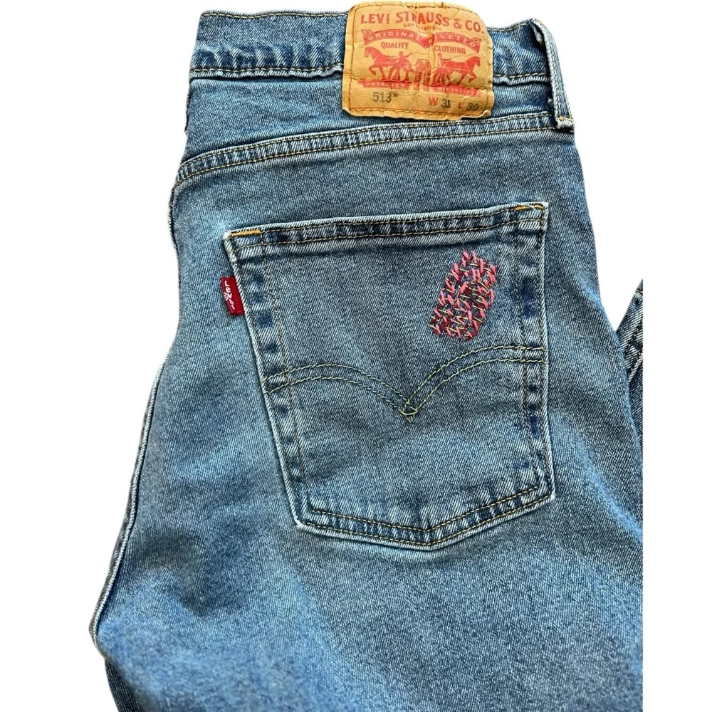 Levis 513 Jeans Slim‎ Fit Distressed reworked hand embroidered 31x30